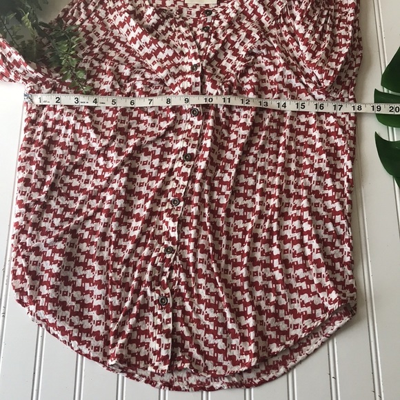 Anthropologie top red white button up printed Maeve - Picture 2 of 8